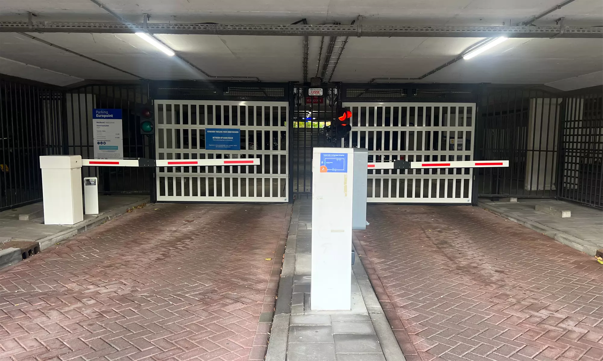 Zorgeloos parkeren bij Rotterdam Airport: met comfort én service