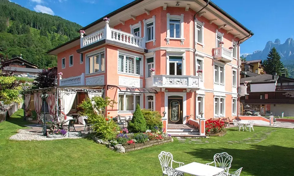 Włochy, Trydent: pokój double/twin z wyżywieniem HB i opcją wejścia do spa dla 2 osób w hotelu Luis 4* - Primary Image