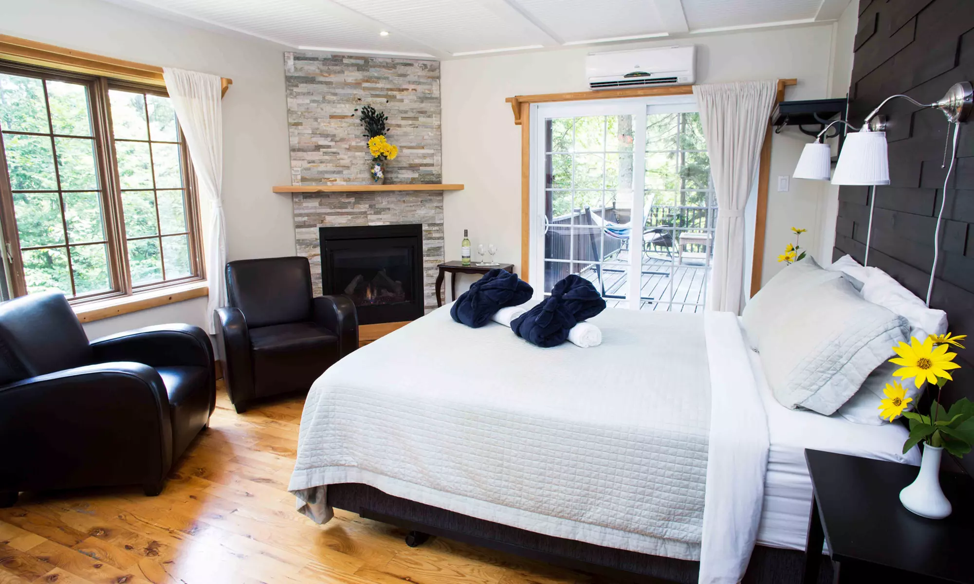1-Night Stay for Two with Nordic Spa Access at Auberge & Spa Beaux Rêves in Sainte-Adèle, QC. Combine Up to 2 Nights. - Primary Image