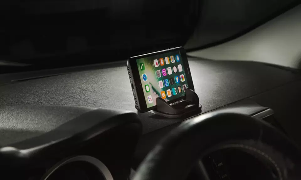 Roadster Dash Mounts or Roadster Gift Set - Primary Image