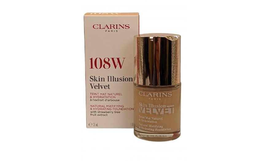 Image 2: Clarins Skin Illusion Velvet Foundation 30ml