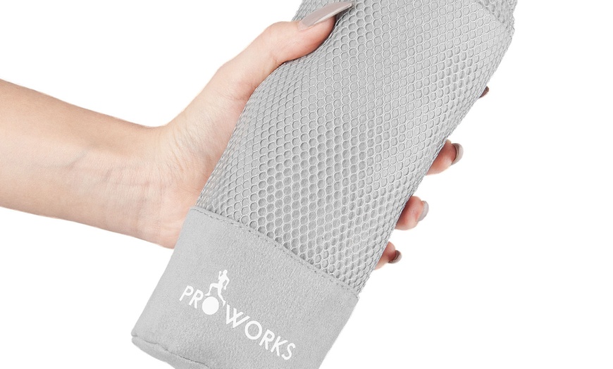 Image 6: Proworks Microfibre Towel