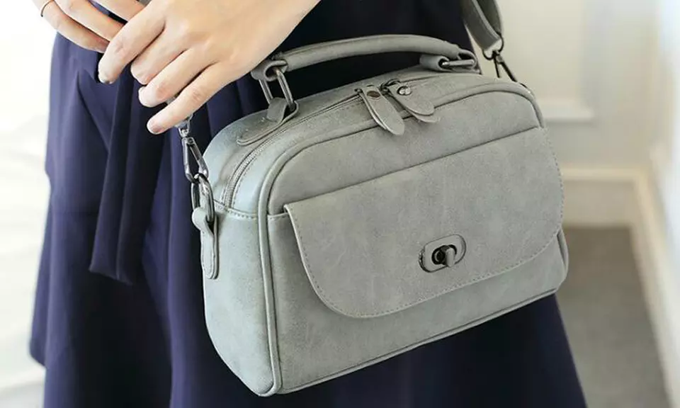 Sac bandoulière en cuir nubuck - Primary Image