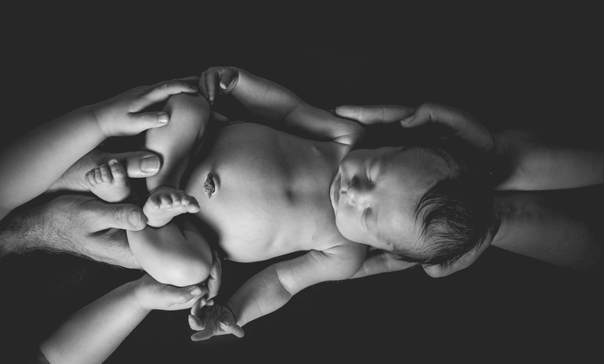 Image 4: Newborn Photoshoot