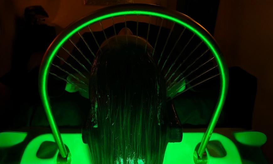 Image 1: Exclusive Japanese Head Spa Treatment for Relaxation and Hair Health