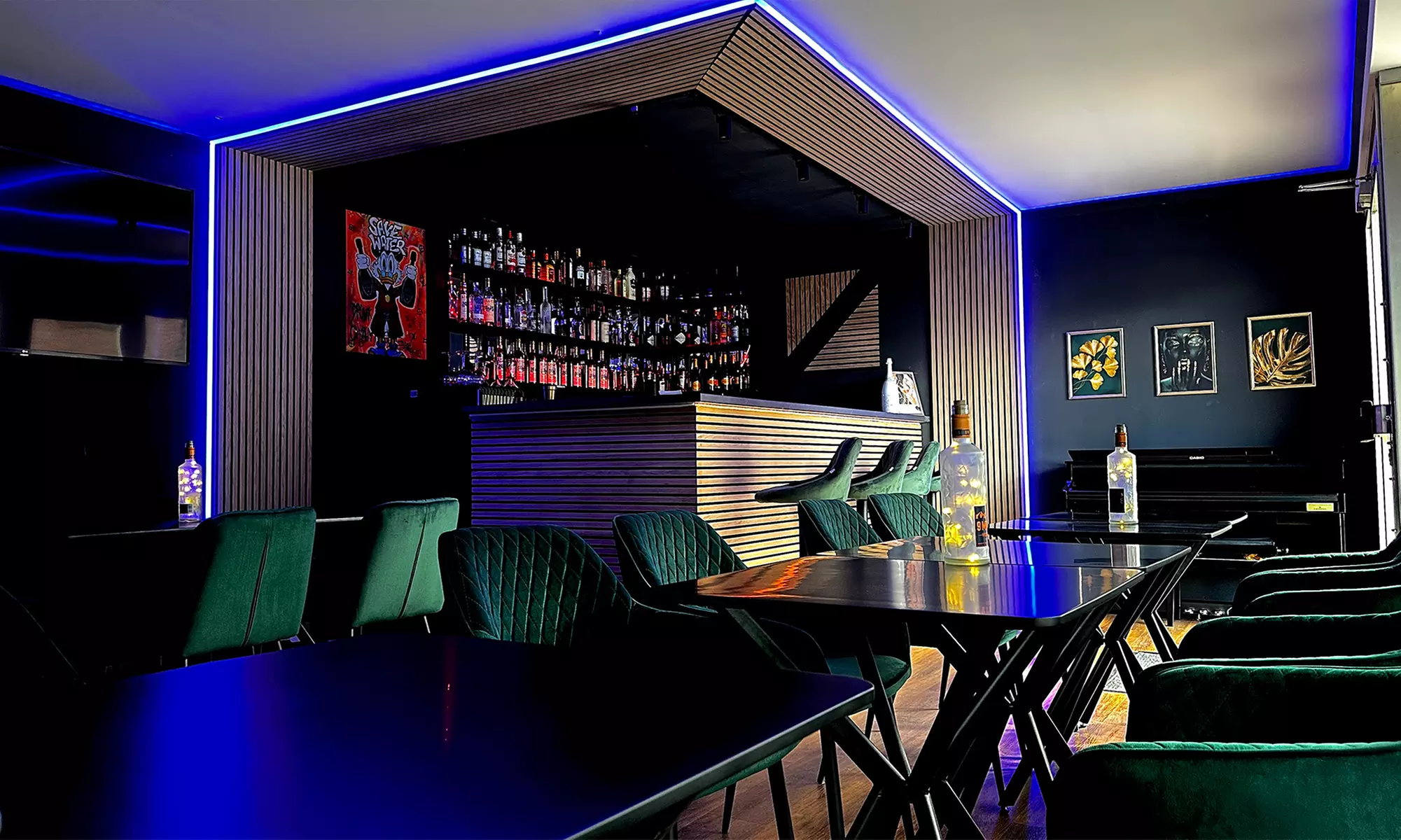 Bis zu 39% Rabatt auf den Barmixen/Cocktails bei Royal Cocktails - Die mobile Cocktailbar