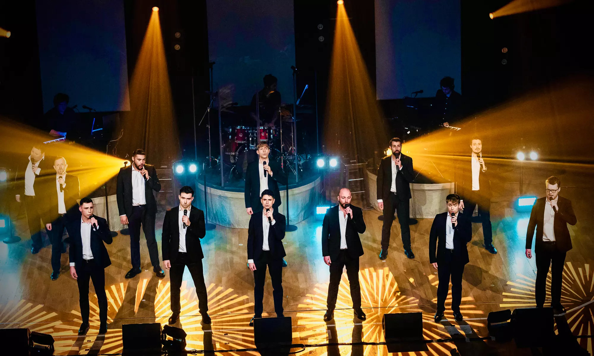 2 Tickets für „12 Tenors“: 12 Tenöre, 22 Welthits, eine Show! in 11 Städten (bis zu 37% sparen) - Image 5