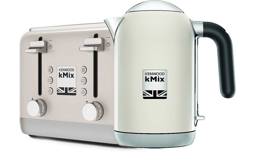 Image 2: Kenwood Kettle and Toaster Set
