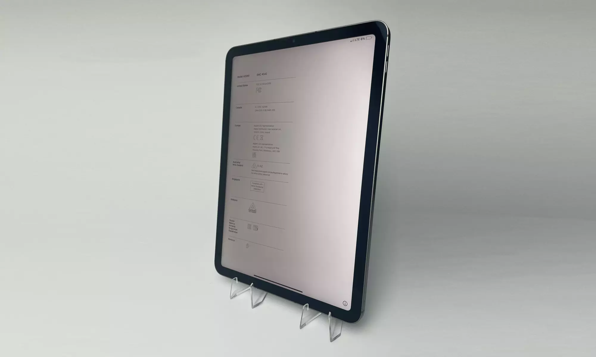 Apple iPad Air 5th Gen Refurbished, 10.9'' Liquid Retina Display