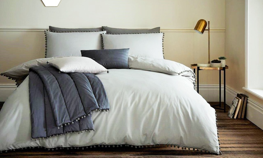 Image 2: Pom Pom Duvet Set