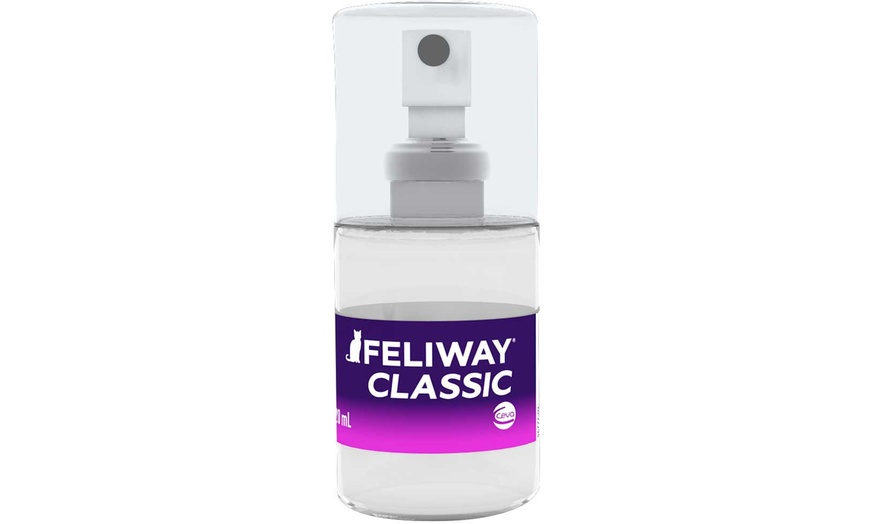 Image 2: Feliway Classic Cat Spray