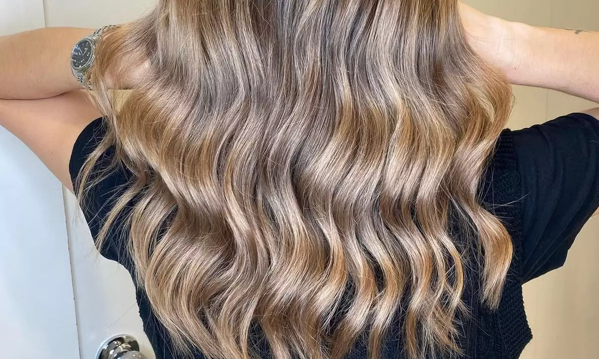 Luce una melena más suave y lisa con Alisado de Keratina u Orgánico