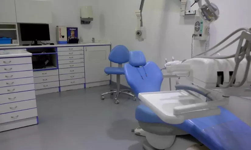 Limpieza bucal con férula en Clínica Dental Gonzalo de Berceo