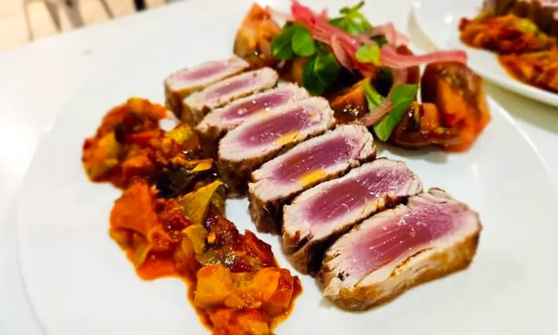 Menú El Salitre para 2 personas con opción prémium a botella de vino