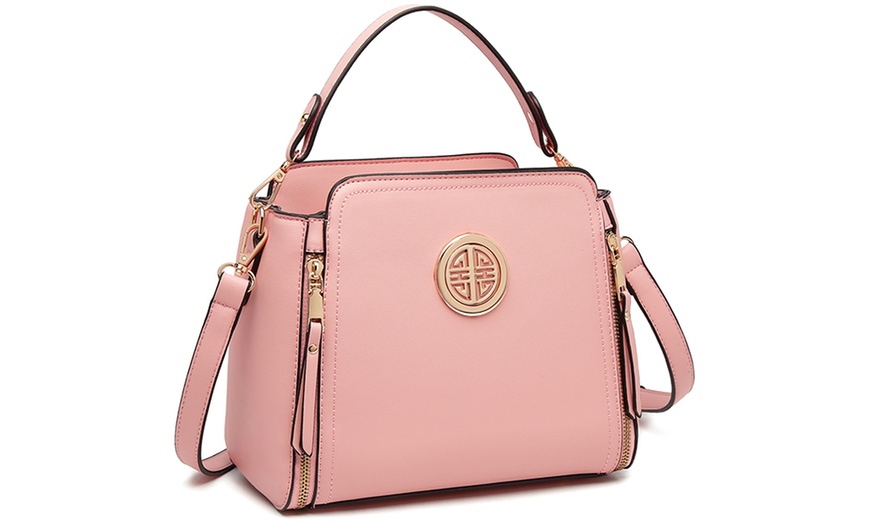 Image 21: Classic Women's Crossbody Bag