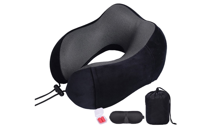 Image 7: Travel Neck Pillow with Eyemask and Earplugs