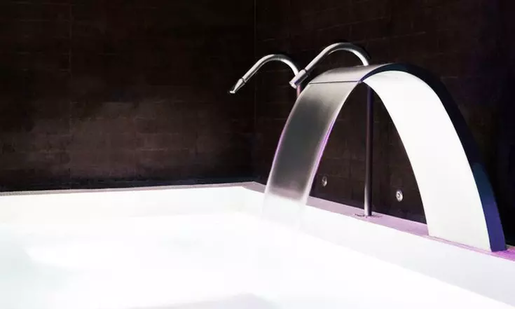 1 mes de acceso premium y circuito spa en Activa Club Nou Mestalla