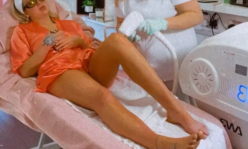 Image 6: Say No to Razor Burns with Laser Hair Removal at Thrive Aesthetics