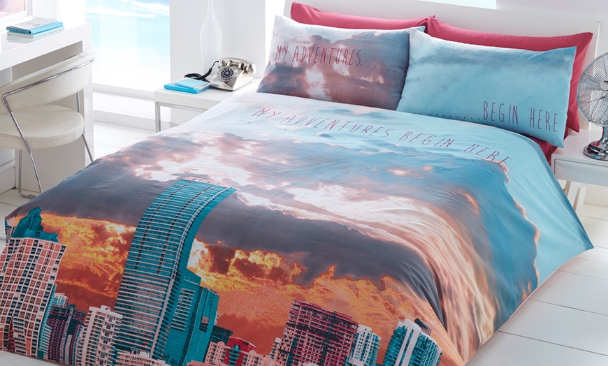 Image 11: Clearance Duvet Sets
