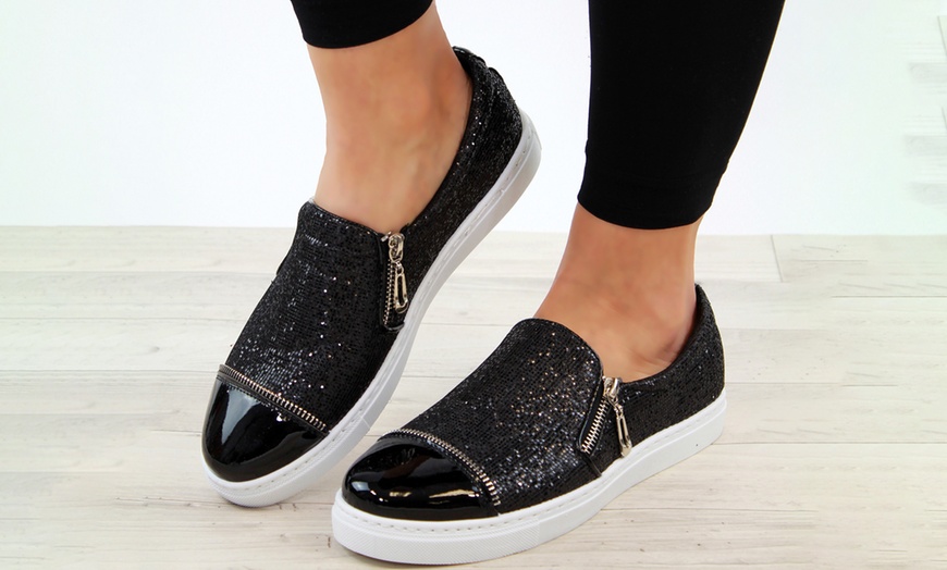 Image 10: Women's Glitter Pumps