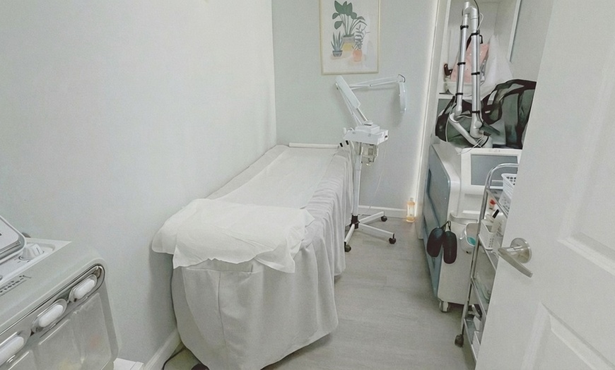 Image 2: Semi-Permanent Makeup: Microblading, Ombre, Lip Liner, or Eyeliner