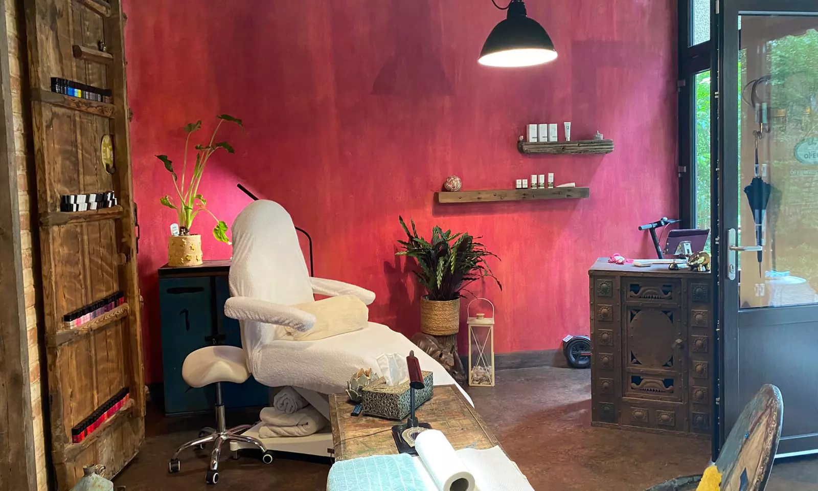 Permanent Make-up für Augenringe, für beide Augenbrauen oder Lippen