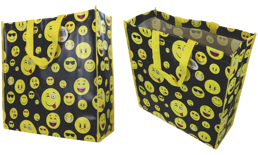 Image 2: Funny and Practical Laundry Bag