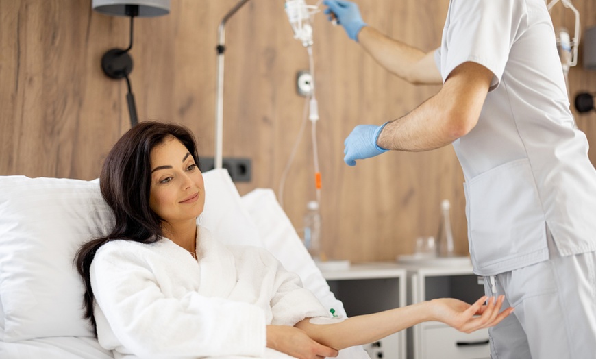 Image 1: Glow with Myer´s Cocktail or Immunity IV Drip or Beauty and Glow Drip