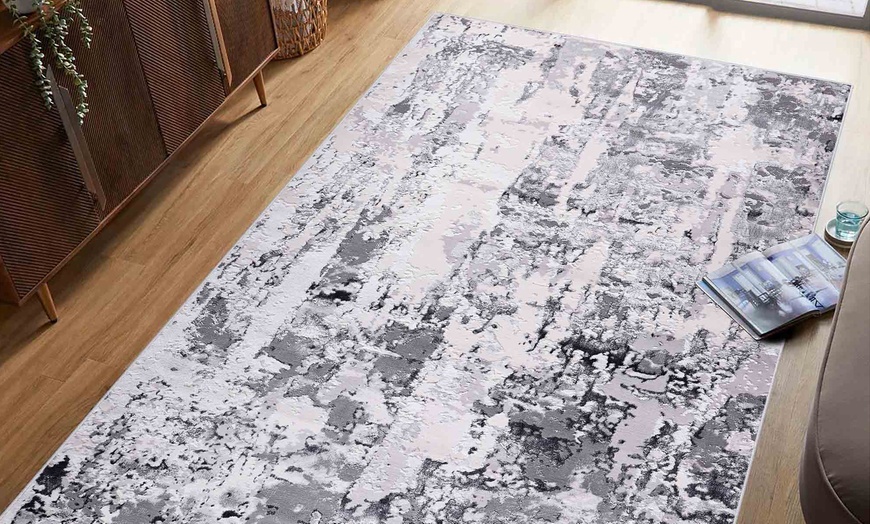 Image 29: Emperor Rug with Metallic Sheen and Abstract Patterns