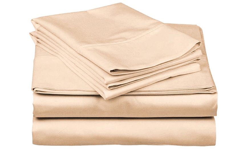 Image 13: Satin Bed Sheets Set