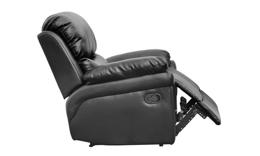 Image 7: Manual and Automatic Recliners