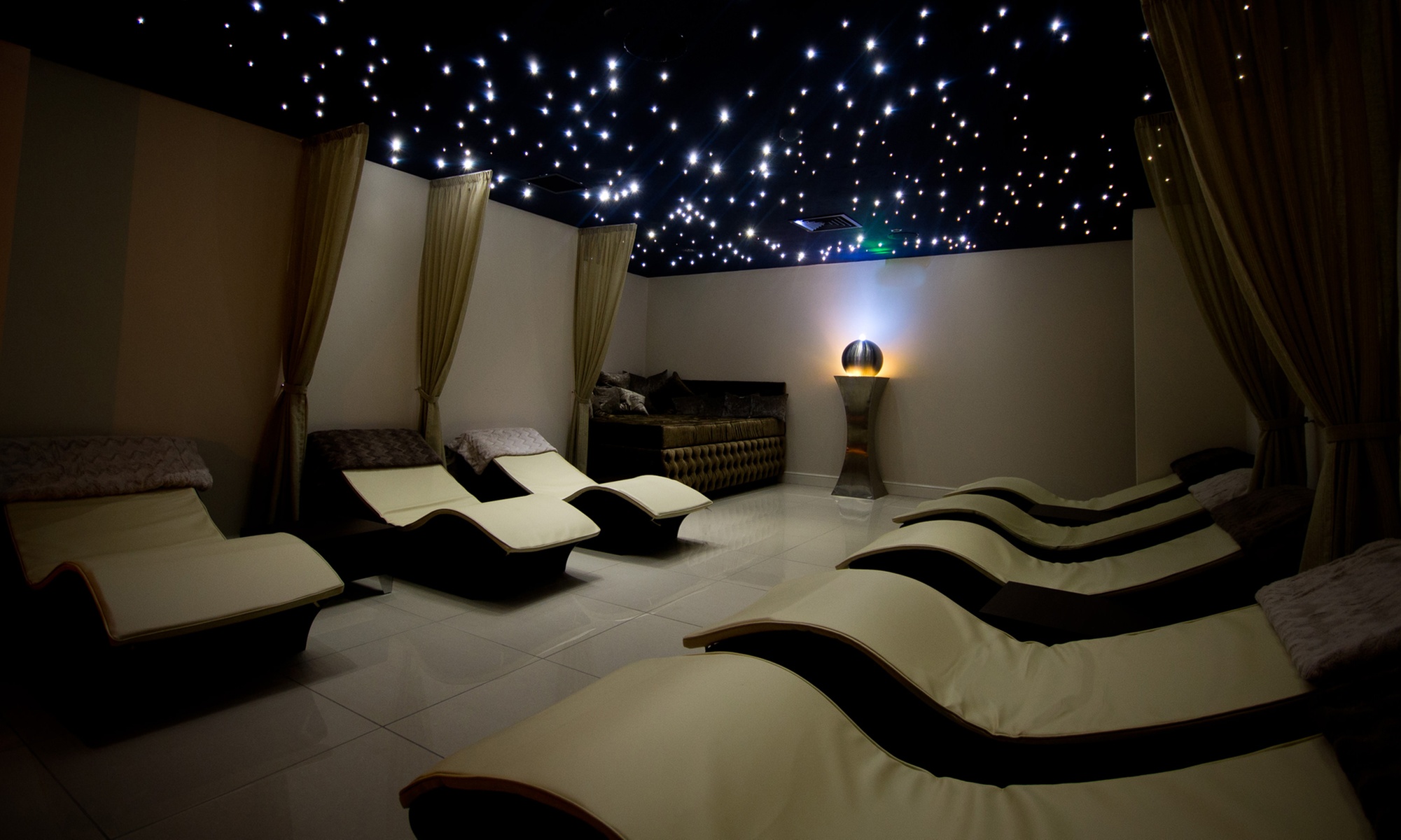 Spa & Lakeside Twilight Experience For Up to 4 at Waterton Park Hotel