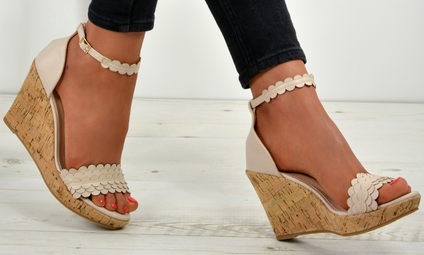 Image 7: Women's Cork Wedges