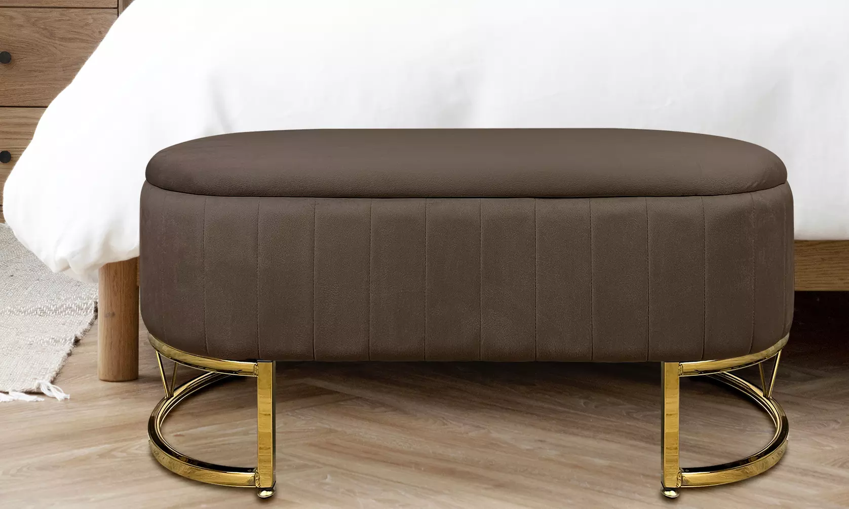 Panca contenitore con gambe cromate