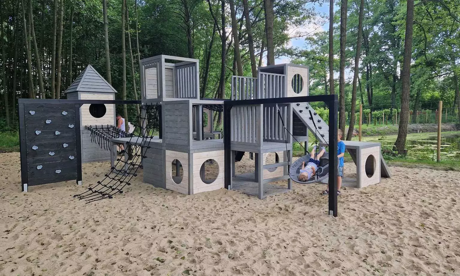 Bilety do kosmicznej zabawy dla 1 osoby lub całej rodziny