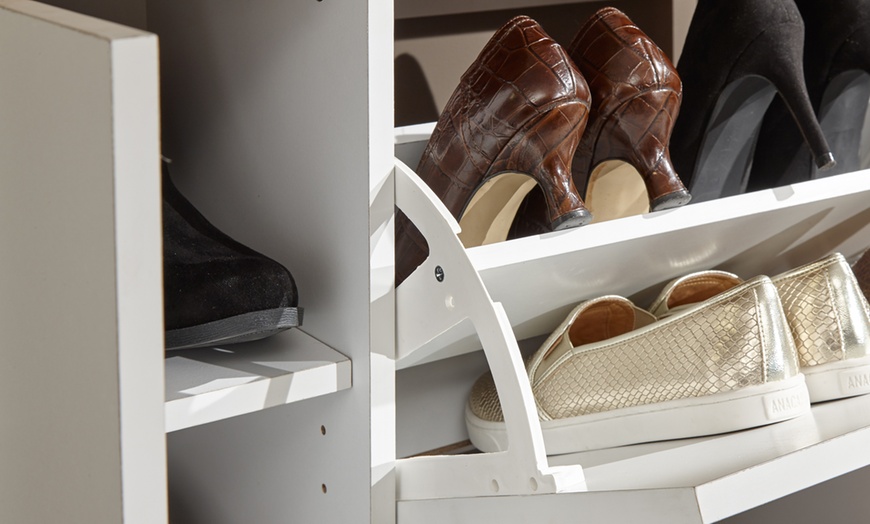 Image 13: Shoe and Boot Cabinet