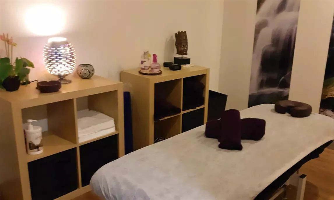 Masaje relajante en el Centro Quiromasaje Vicky Martín