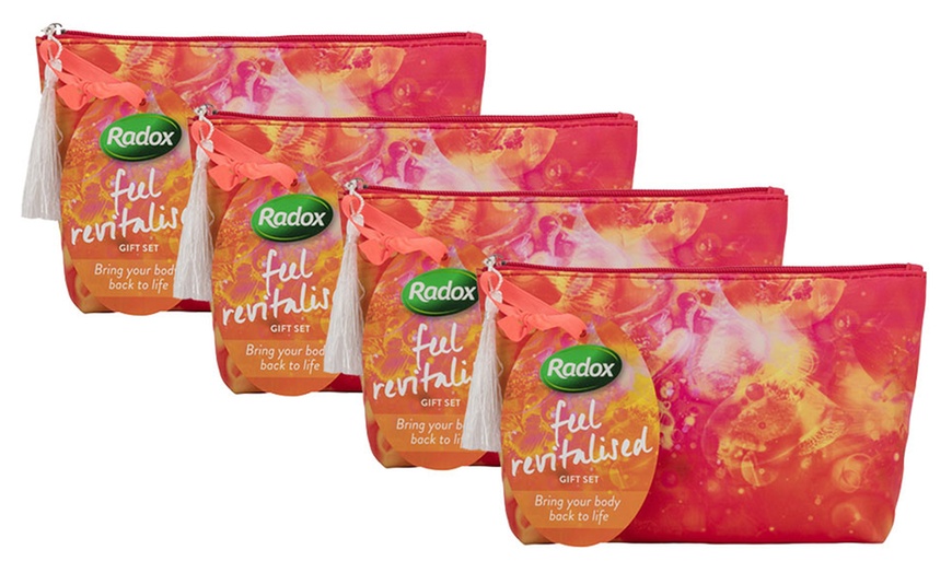 Image 5: Radox Feel Revitalised Gift Set