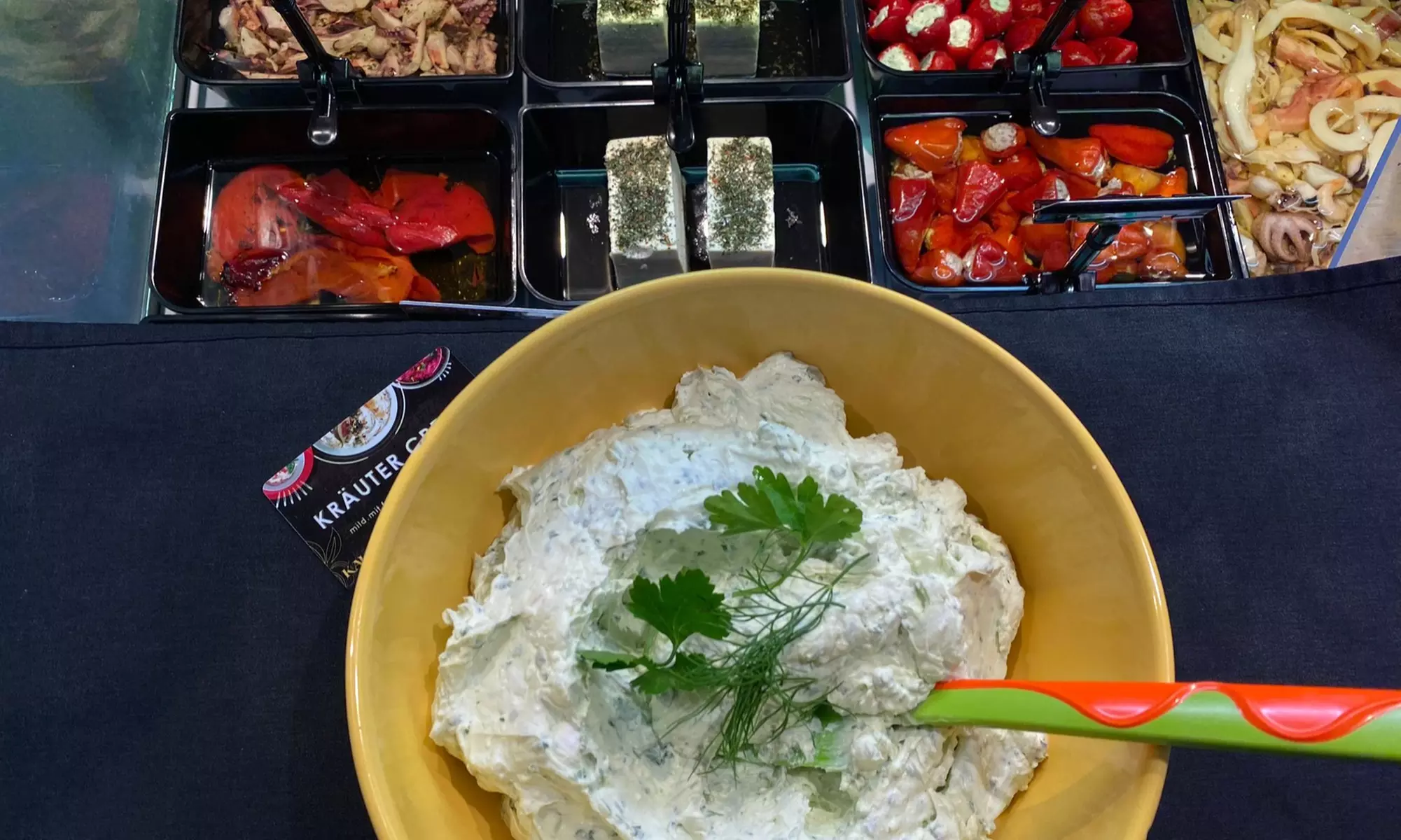 Oliven oder Creme Dips