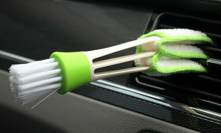 Image 9: Double-Headed Cleaning Brush