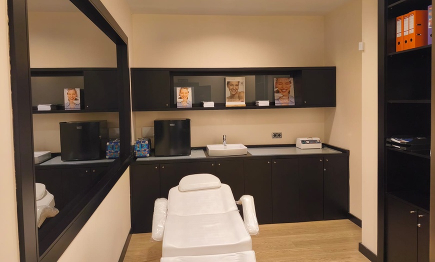 Image 2: Maderoterapia y presoterapia: 2, 4 o 6 sesiones anticelulitis de 1 h 