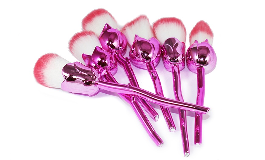 Image 6: Set da 6 pennelli-rose per make-up