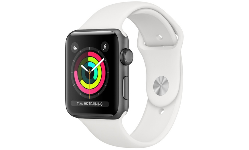 Image 3: Refurbished Apple Watch