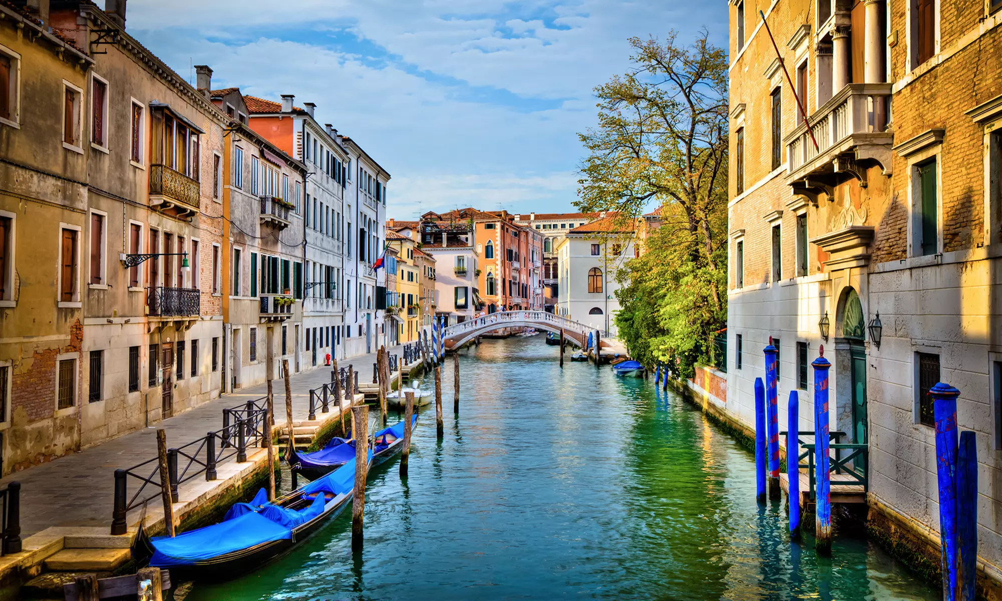 ✈ 8-Day Milan & Venice Vacation with Air – From Weekender Breaks