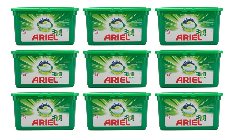 Image 12: Ariel 3-in-1 Washing Pods