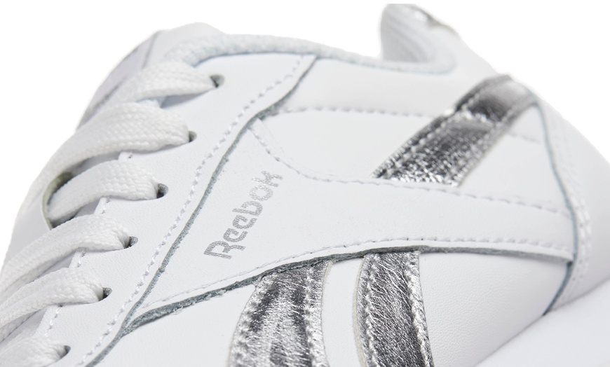 Image 8: Reebok Sneaker