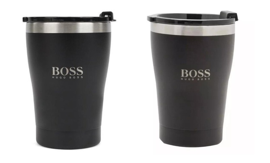 Image 3: Hugo Boss Gift Set with Two Pairs of Socks and Thermal Mug