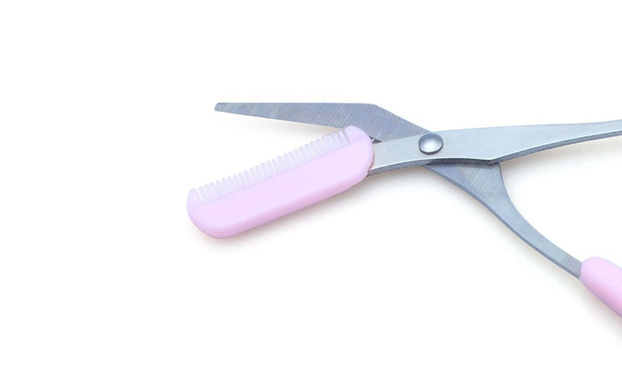 Image 5: Eyebrow Trimming Scissors