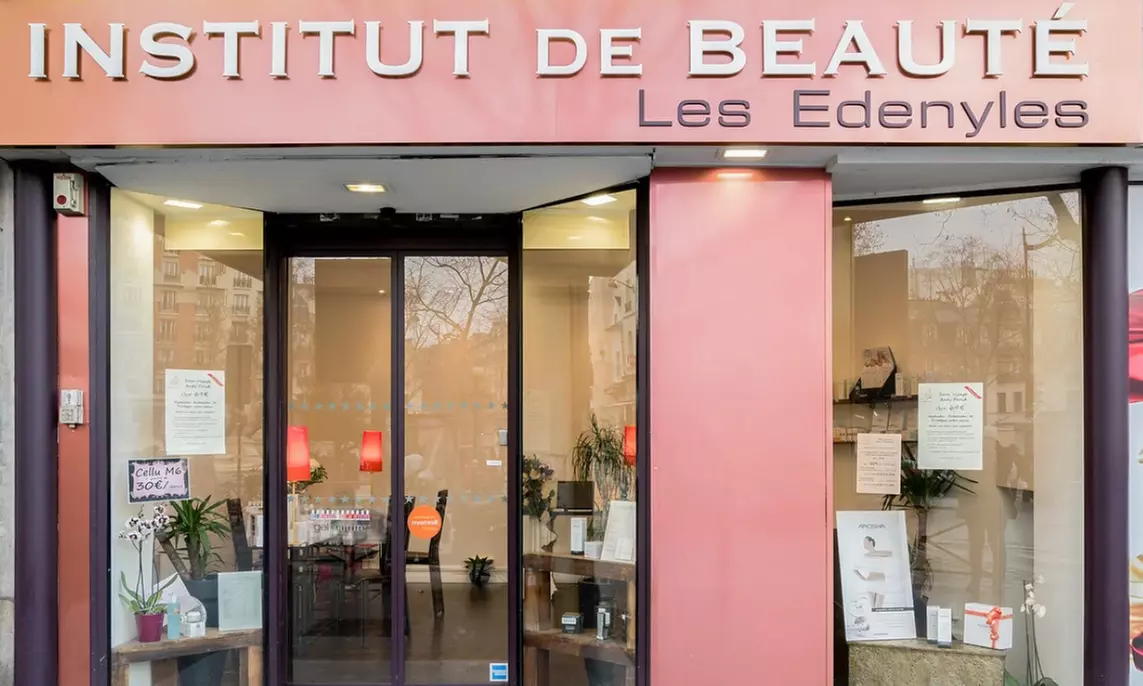 Beauté du regard avec Les Edenyles