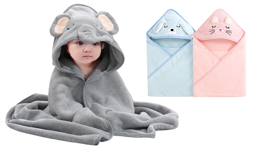 Image 1: Animal Hooded Baby Bath Towel